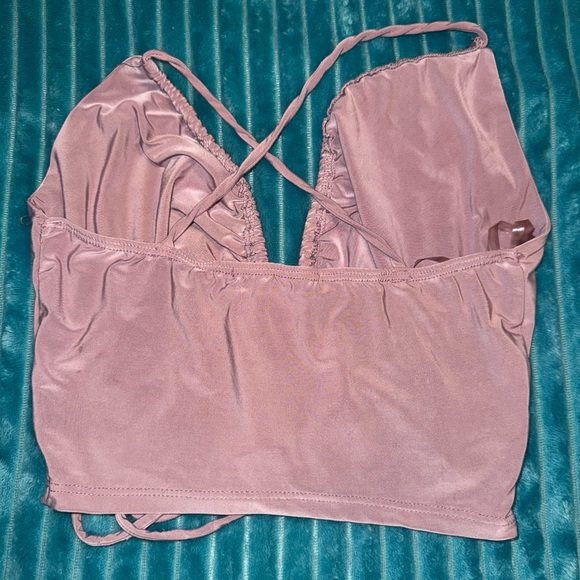 Sabora Ruched Halter Top - Picture 2 of 5